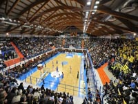 Enel Basket Brindisi torna a vincere e sconfigge Avellino